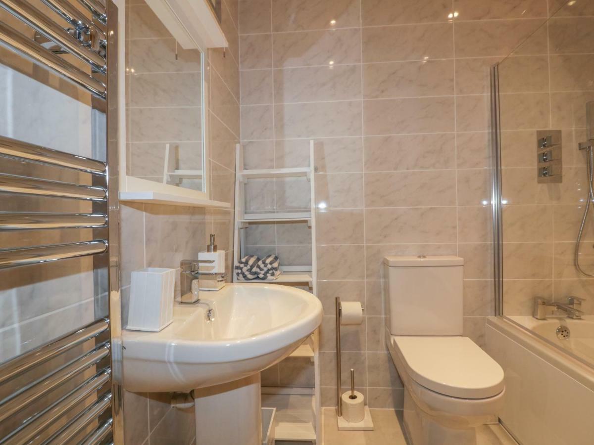 Harbour View Apartment ルー エクステリア 写真